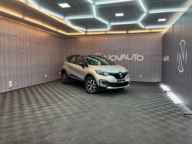 Carro Renault Captur 2021 Life 1.6 16v SCe CVT (Flex)