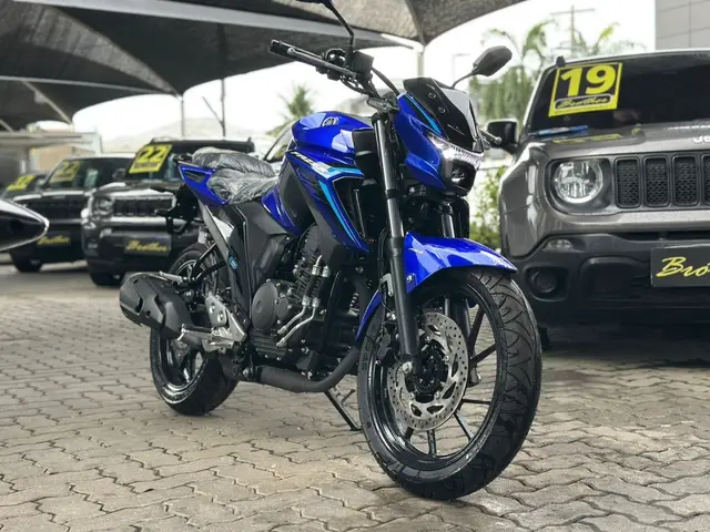Moto Yamaha Fazer FZ25 2025 Flex