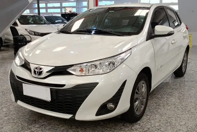 Carro Toyota Yaris 2020 1.5 XL Plus Connect CVT (Flex)
