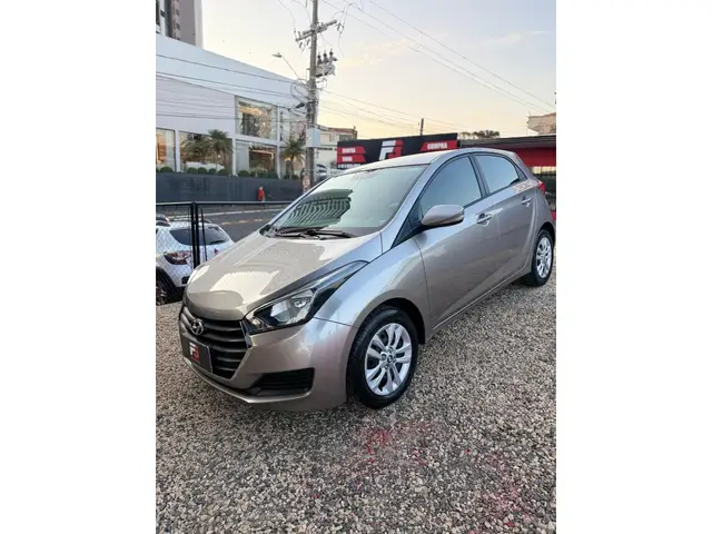 Carro Hyundai HB20 2017 1.0 Comfort (Flex)