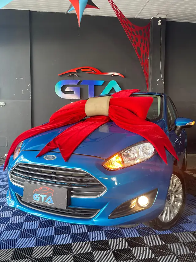 Carro Ford New Fiesta Sedan 2015 1.6 Titanium PowerShift (Flex)