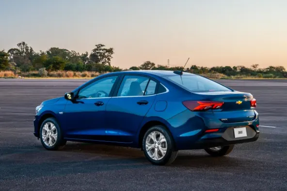 Segunda unidade do Chevrolet Onix pega fogo em menos de dois meses após o lançamento.