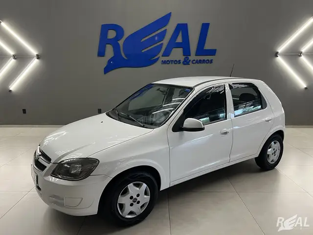 Carro Chevrolet Celta 2013 LT 1.0 (Flex)