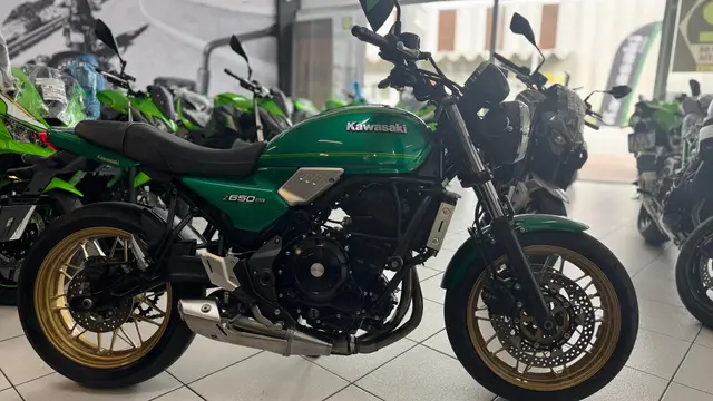 Moto Kawasaki Z 650 2023 RS