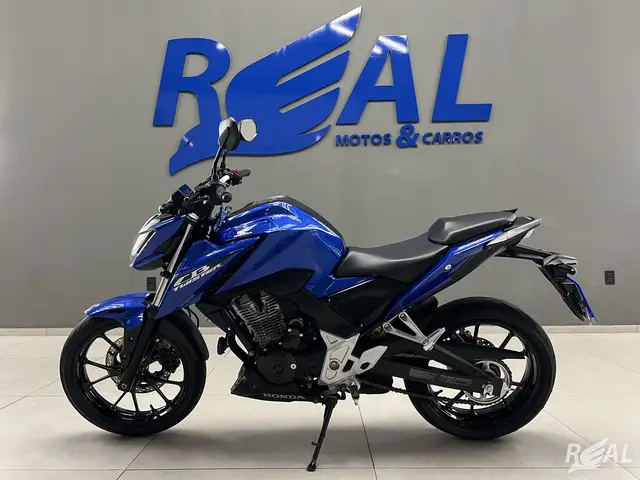 Moto Honda CB 300F Twister 2023 (ABS)