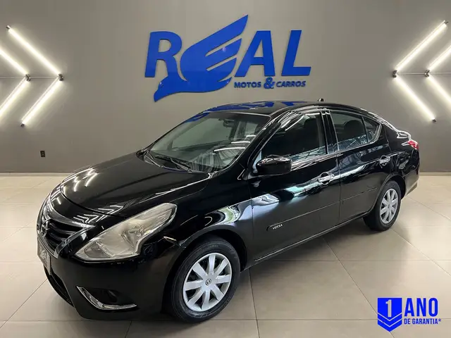 Carro Nissan Versa 2016 1.6 16V SV (Flex)