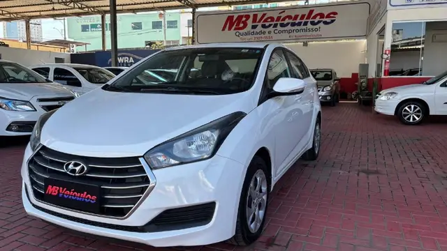 Carro Hyundai HB20S 2018 1.0 Comfort Plus (Flex)