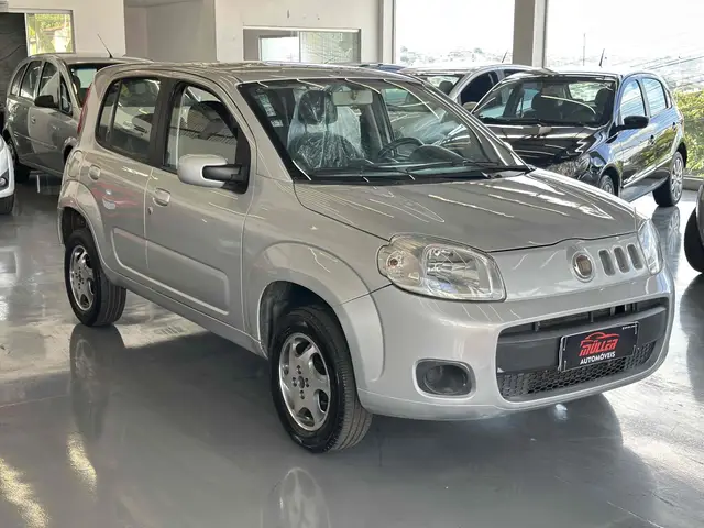 Carro Fiat Uno 2013 Vivace 1.0 8V (Flex) 4p