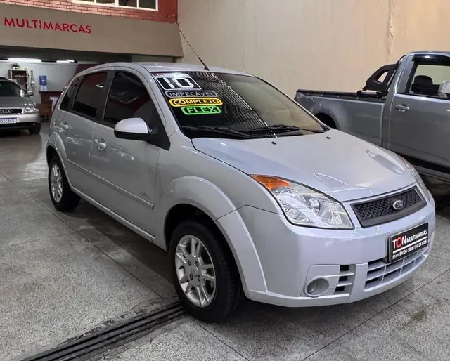 Carro Ford Fiesta Hatch 2010 1.6 (Flex)