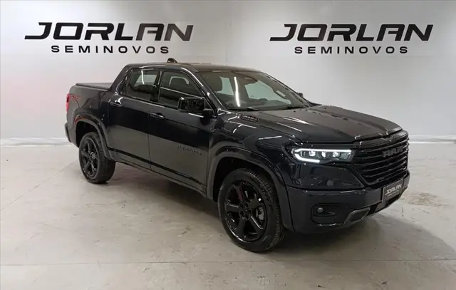 Carro RAM Rampage 2024 R/T 2.0 Turbo