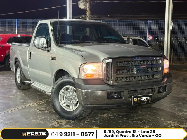 Carro Ford F-250 2007 XLT 4x2 3.9 (Cab Simples)