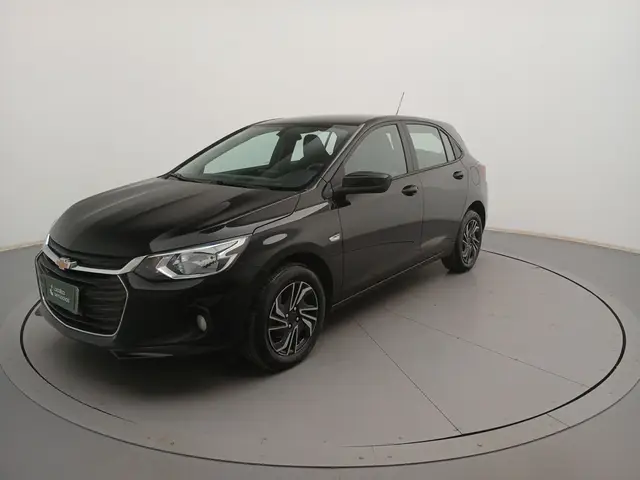Carro Chevrolet Onix Plus 2024 LT 1.0