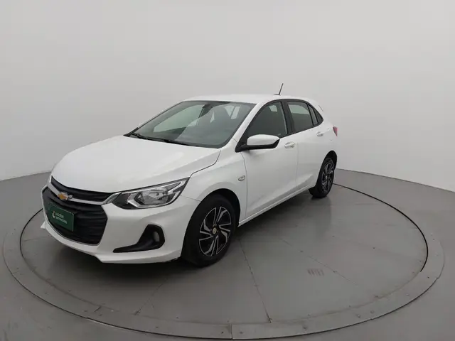 Carro Chevrolet Onix Plus 2024 LT 1.0