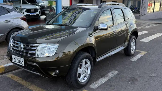 Carro Renault Duster 2013 2.0 16V Dynamique (Flex)