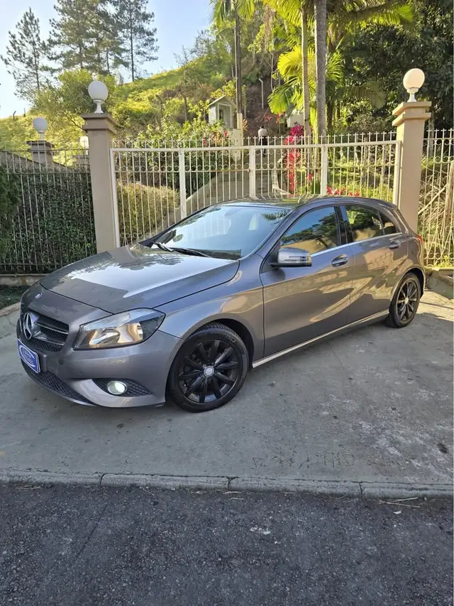 Carro Mercedes-Benz Classe A  2015 200 Style 1.6 DCT Turbo