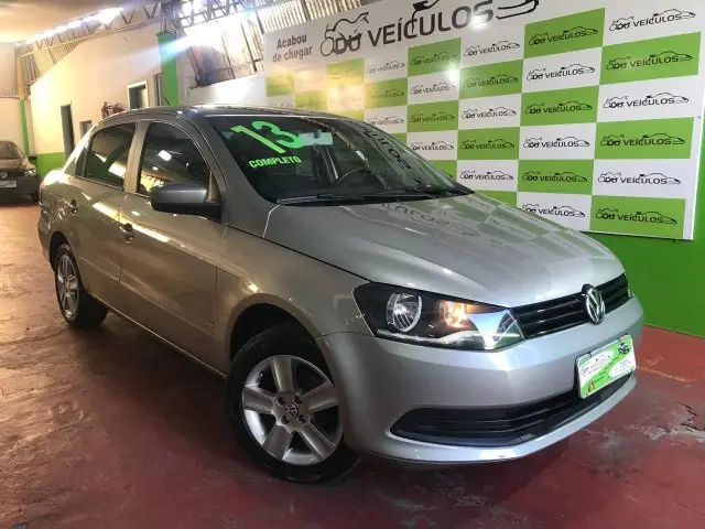 Carro Volkswagen Voyage 2013 1.0 Total Flex