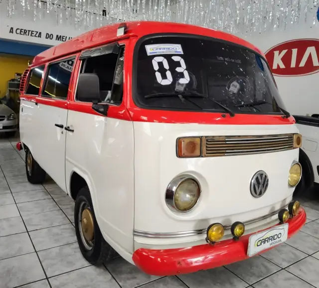 Carro Volkswagen Kombi 2003 Standard 1.6