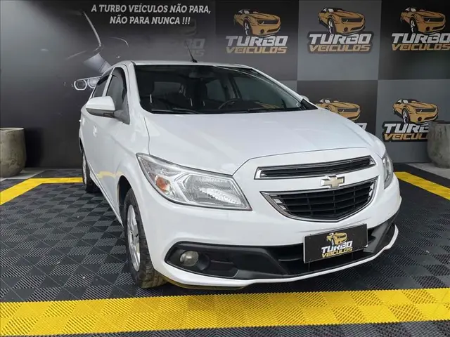 Carro Chevrolet Onix 2013 1.0 LT SPE/4