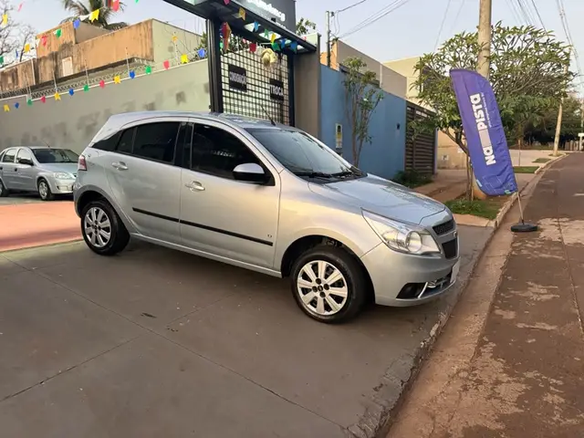 Carro Chevrolet Agile 2011 LT 1.4 8V (Flex)