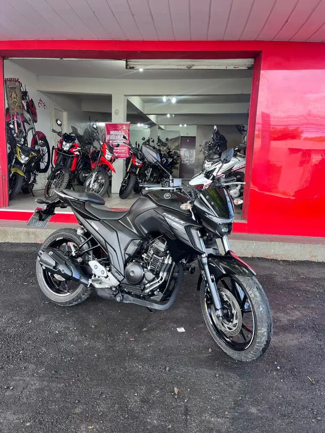Moto Yamaha YS 250 Fazer 2023 ABS