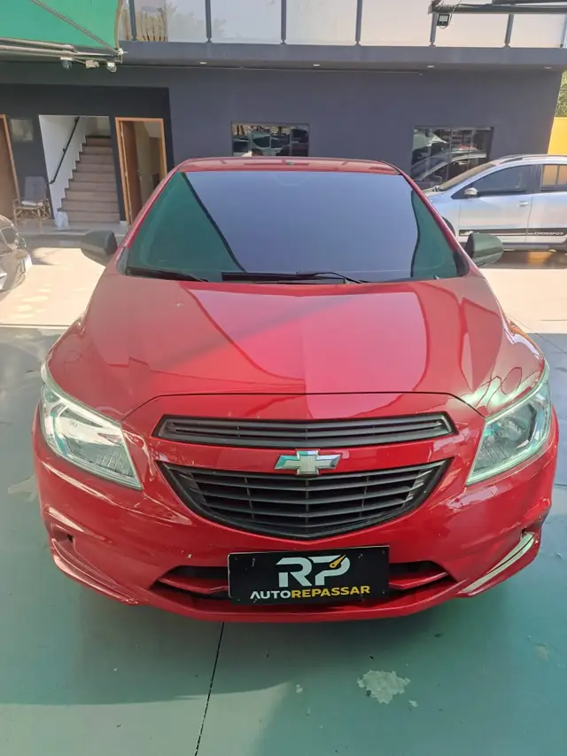 Carro Chevrolet Onix 2015 1.0 LS SPE/4