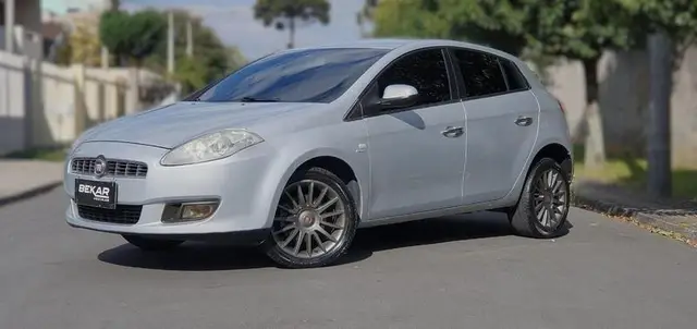 Carro Fiat Bravo 2014 Absolute 1.8 16V Dualogic (Flex)