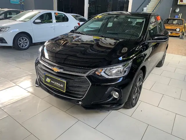 Carro Chevrolet Onix 2024 LT 1.0