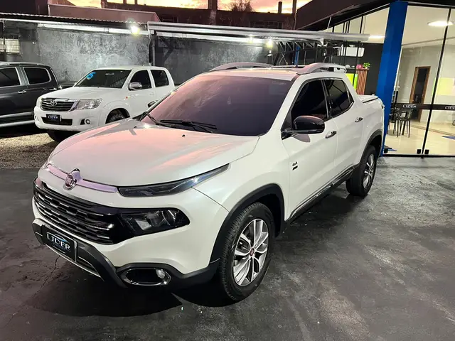 Carro Fiat Toro 2021 2.0 TDI Volcano Auto 4WD