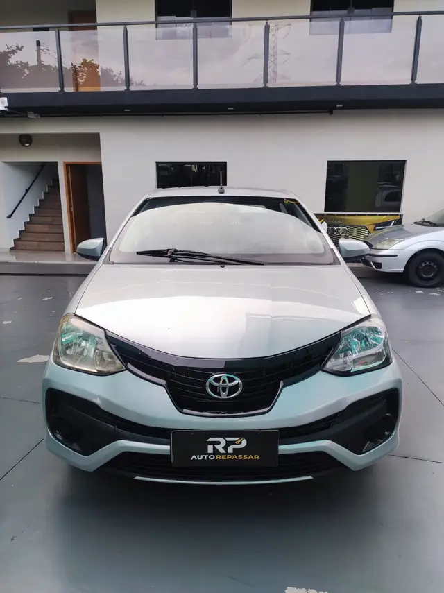 Carro Toyota Etios Sedan 2020 X Plus 1.5 (Aut) (Flex)