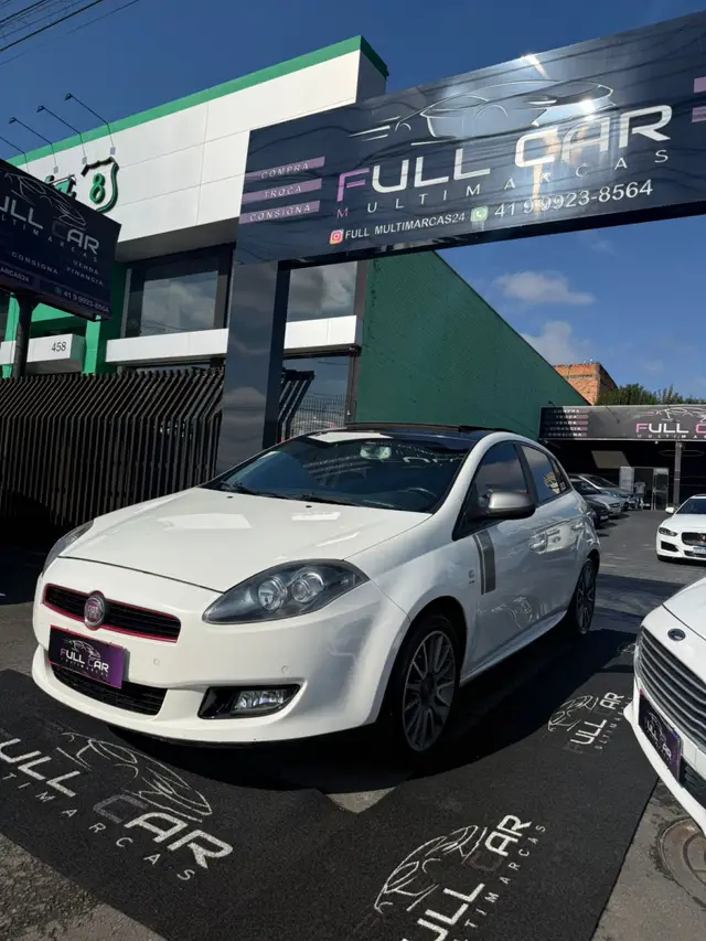 Carro Fiat Bravo 2013 Sporting 1.8 16V Dualogic (Flex)