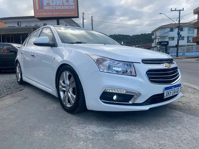 Carro Chevrolet Cruze Sport6 2015 LTZ 1.8 16V Ecotec (Aut) (Flex)
