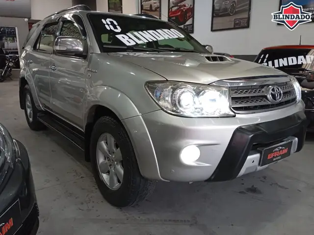 Carro Toyota Hilux SW4 2010 SRV 4x4 3.0 Turbo  (aut)