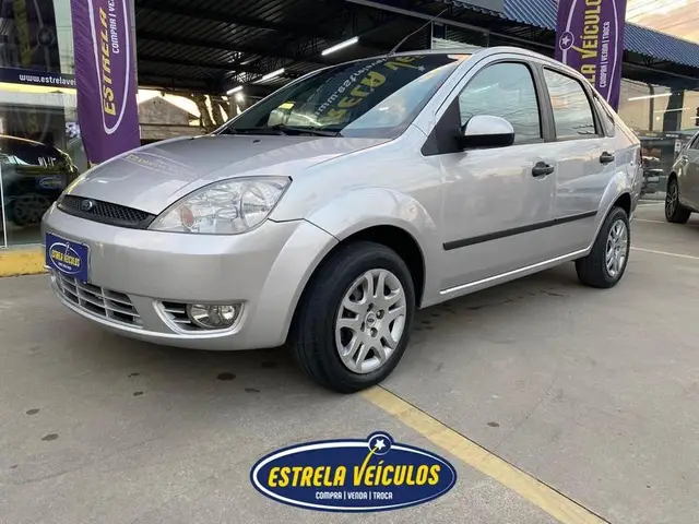 Carro Ford Fiesta Sedan 2006 1.6 (Flex)