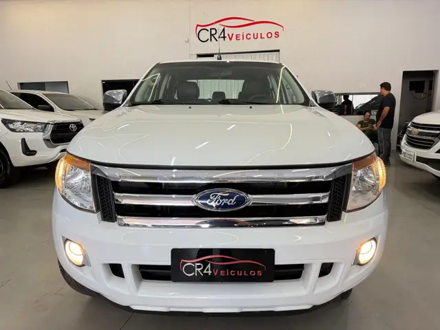 Carro Ford Ranger Cabine Dupla 2014 Ranger 2.5 Flex 4x2 CD XLT