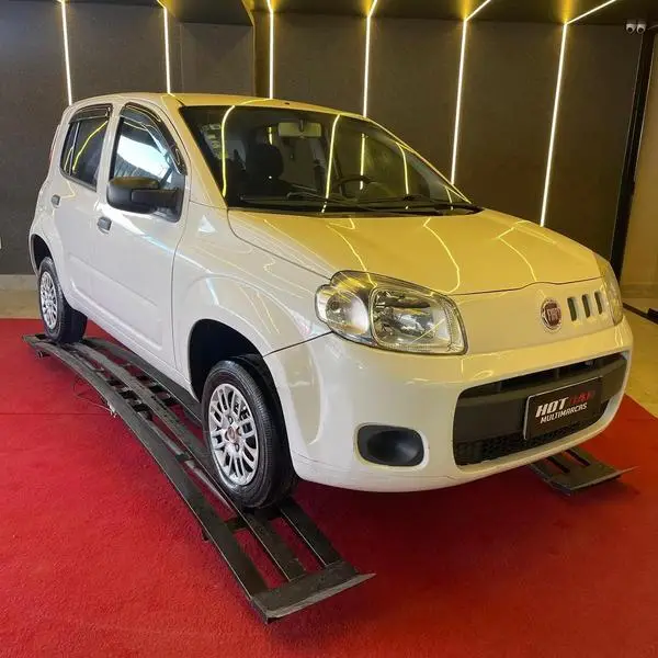 Carro Fiat Uno 2015 Vivace 1.0 8V (Flex) 4p