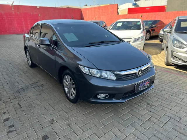 Carro Honda Civic 2015 LXS 1.8 i-VTEC (Aut) (Flex)