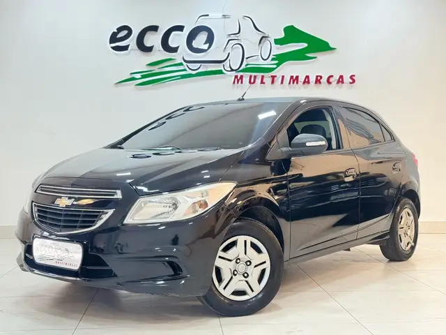 Carro Chevrolet Onix 2015 1.0 LT SPE/4