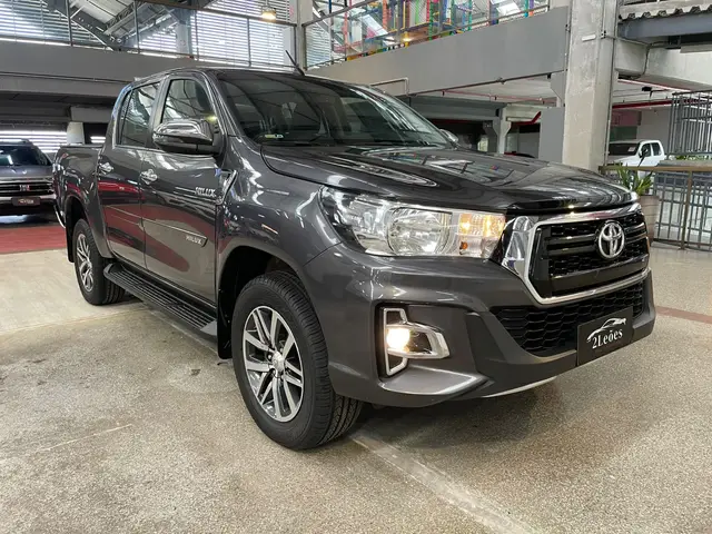 Carro Toyota Hilux Cabine Dupla 2019 Hilux 2.8 TDI SRV CD 4x4 (Aut)