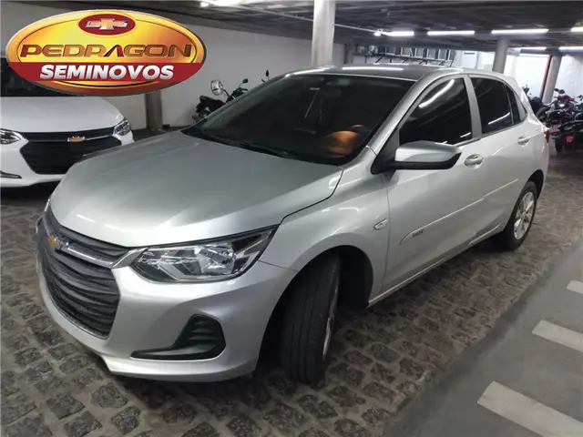 Carro Chevrolet Onix 2023 1.0
