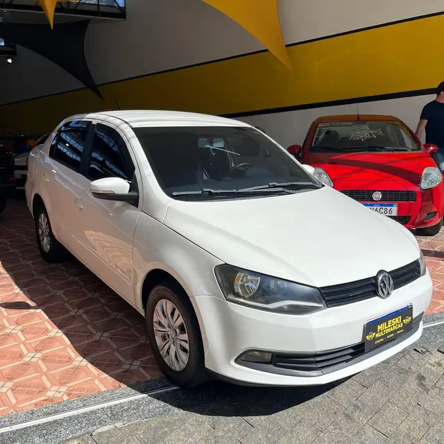 Carro Volkswagen Voyage 2015 1.0 TEC Comfortline (Flex)