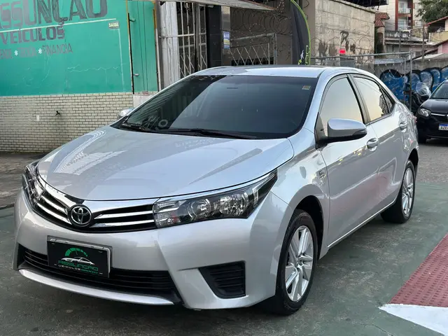 Carro Toyota Corolla 2015 Sedan 1.8 Dual VVT-i GLi Multi-Drive (Flex)
