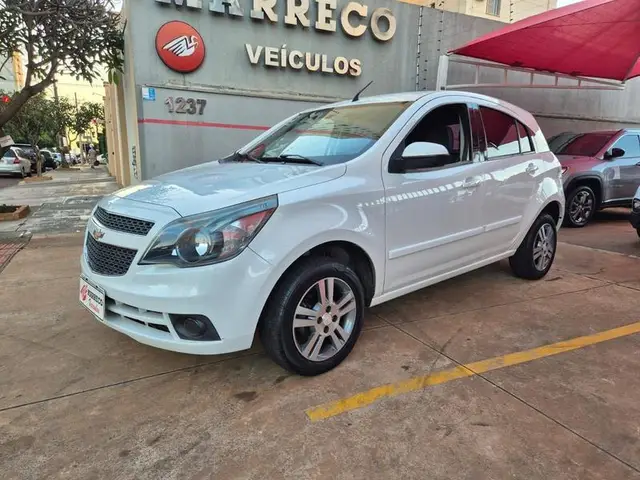 Carro Chevrolet Agile 2013 LTZ 1.4 8V (Flex)