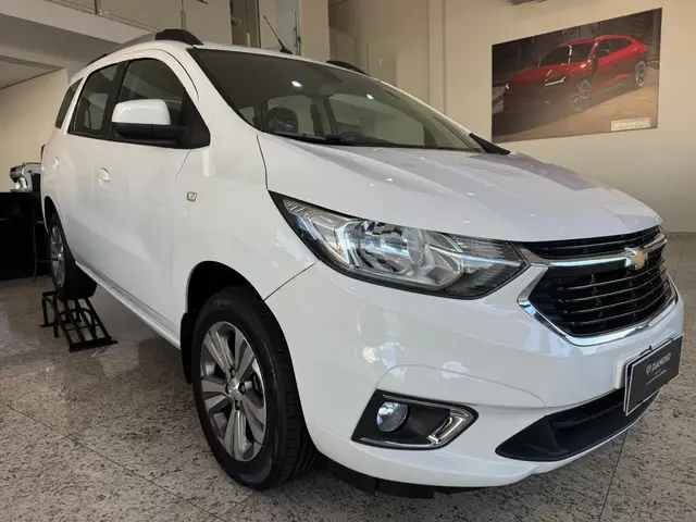 Carro Chevrolet Spin 2024 Premier 1.8 (Aut.)