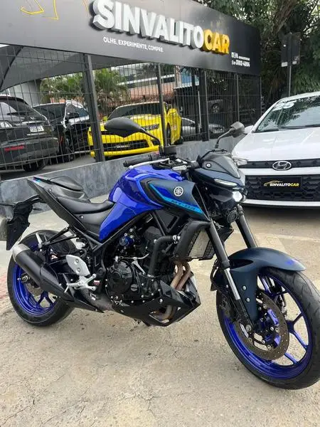 Moto Yamaha MT-03 2023 ABS
