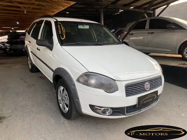 Carro Fiat Palio Weekend 2010 Trekking 1.8 8V (Flex)