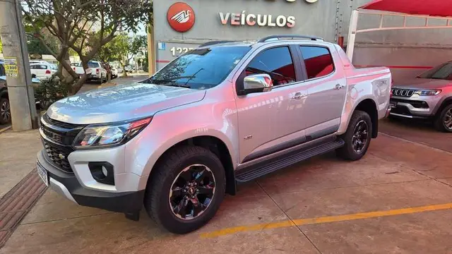 Carro Chevrolet S10 Cabine Dupla 2022 S10 2.8 CTDI High Country 4WD (Cabine Dupla) (Aut)
