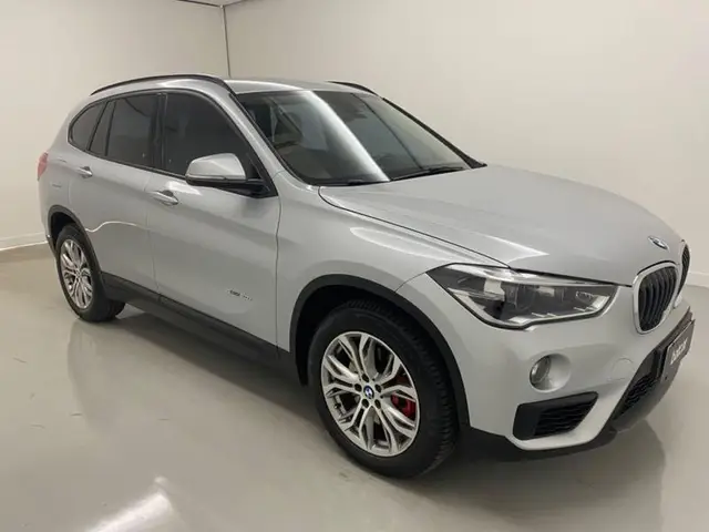 Carro BMW X1 2018 2.0 sDrive20i X-Line ActiveFlex