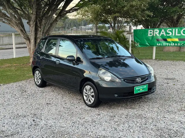 Carro Honda Fit 2005 LXL 1.4