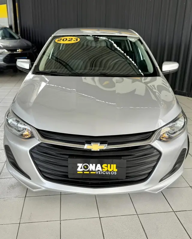 Carro Chevrolet Onix 2023 1.0