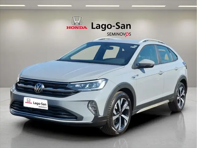 Carro Volkswagen Nivus 2024 Highline 200 TSI